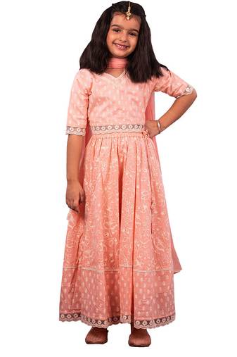 girls' pink lehenga set