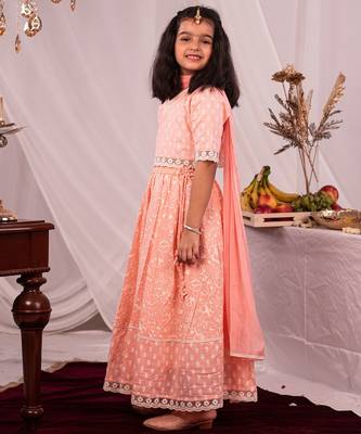 girls' pink lehenga set 3