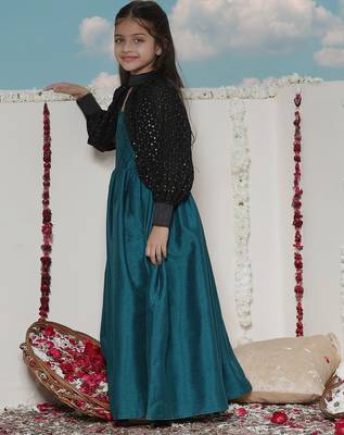 girls' green and black ethnic dress 3