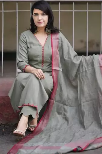 Green embroidered cotton kurta and pant set with dupatta