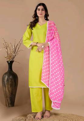 Green color polyester cotton kurti pant & printed dupatta 4
