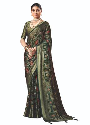 dark green brasso border work saree 1