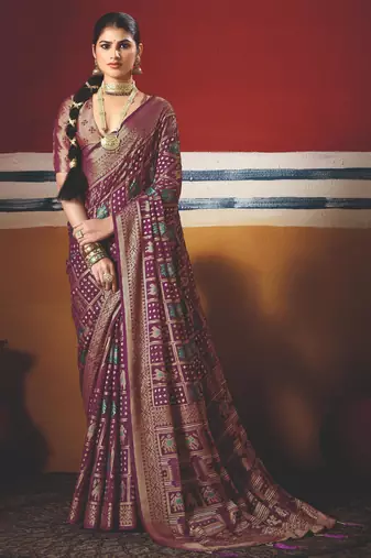 maroon brasso border work saree