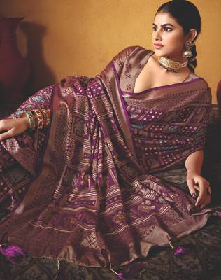 maroon brasso border work saree 3