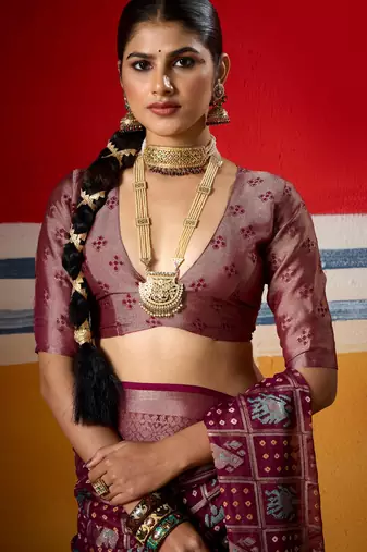 maroon brasso border work saree