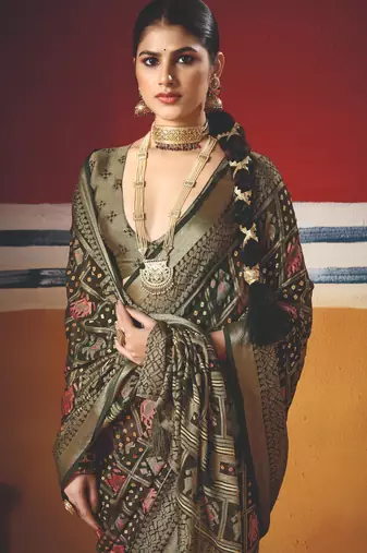 black brasso border work saree