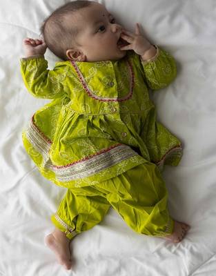 Green printed cotton kurta set 4