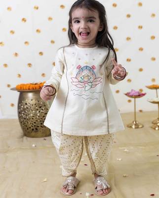 Cream embroidered cotton kurta set 1