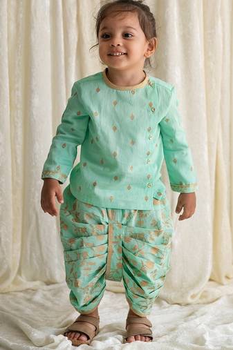 Green embroidered cotton kurta set