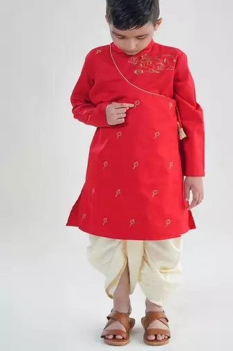 Red embroidered cotton kurta set