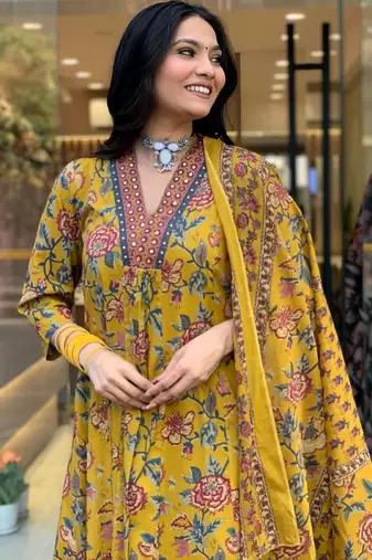 Floral printed cotton kurta and pant set with mulmul dupatta