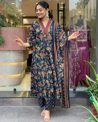 Navy blue floral printed cotton kurta and pant set with mulmul dupatta 2