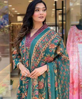 Green floral printed cotton kurta and pant set with mulmul dupatta 2