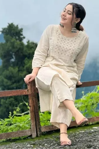 Off white embroidered cotton kurta and pant set