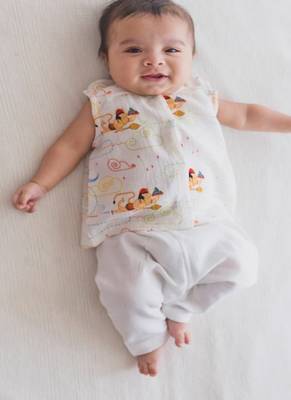 White embroidered cotton jhabla set 1