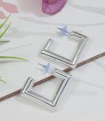 Classic square shaped lightweight minimal stud earrings for women 