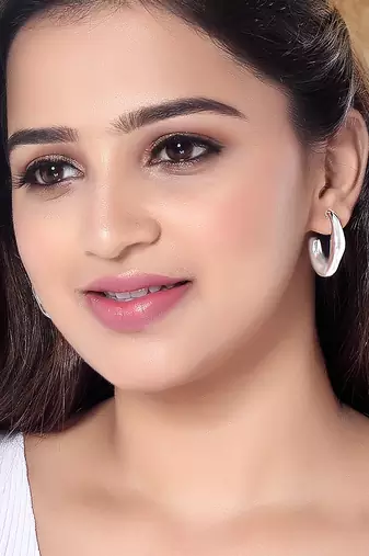 Trendy chunki earrings for women 