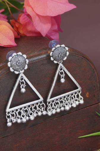 Ethnic silver oxidizedtriangle shaped dangle earrings for women (e3309ox)