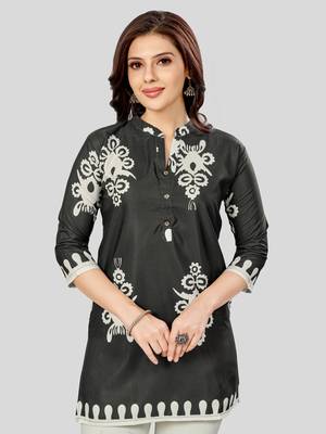  poly crepe printed short kurti 1