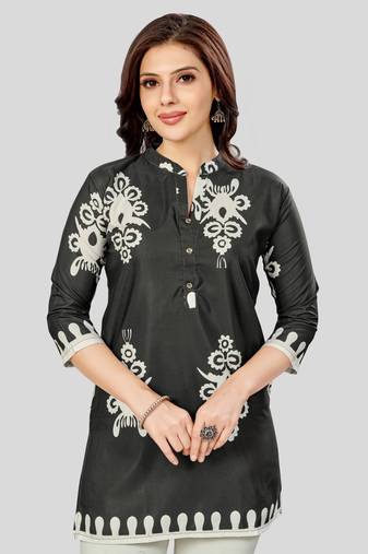Saree swarg poly crepe printed short kurti