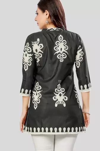  poly crepe printed short kurti
