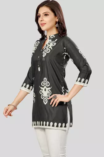  poly crepe printed short kurti