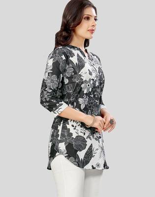  poly crepe printed short kurti 4