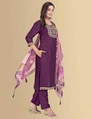 Purple color silk blend embroidred kurti pant dupatta 4