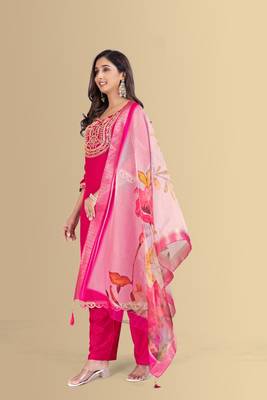 Rani color silk blend embroidred kurti pant dupatta 3