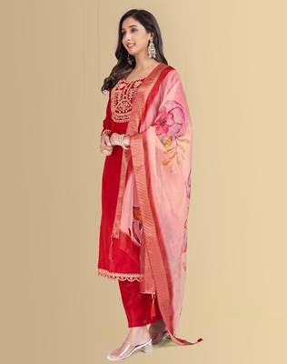 Red color silk blend embroidred kurti pant dupatta 3