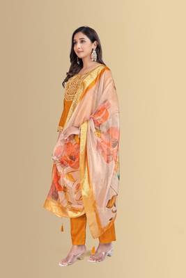 Musturd color silk blend embroidred kurti pant dupatta 3