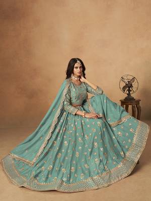 Embroidered Turquoise Organza Lehenga Choli 3