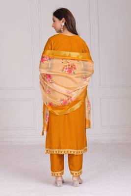 Musturd color silk blend v-neck embroidred kurti pant dupatta 2
