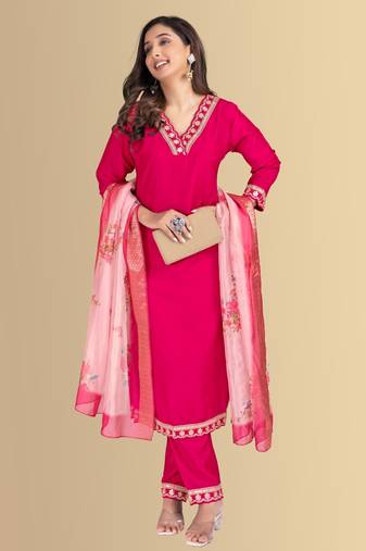Rani color silk blend v-neck embroidred kurti pant dupatta