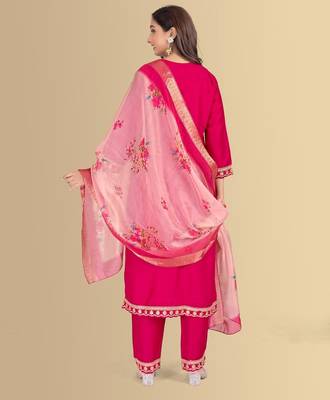 Rani color silk blend v-neck embroidred kurti pant dupatta 2
