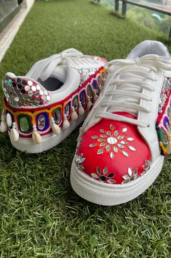 Red mirror embroidered leather sneaker