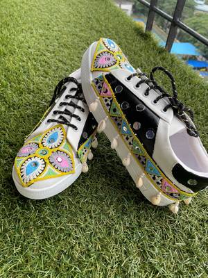 Black mirror embroidered leather sneaker 2
