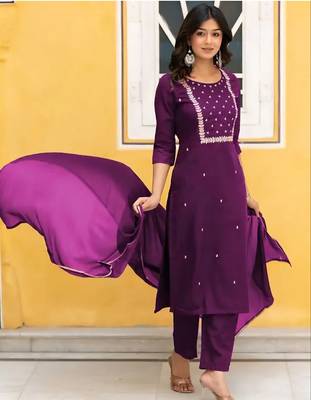Rayon embroidery work kurta set with nazmin fabric dupatta 2