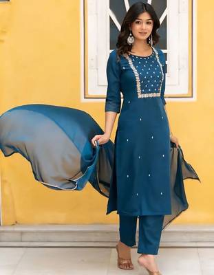 Rayon embroidery work kurta set with nazmin fabric dupatta 2