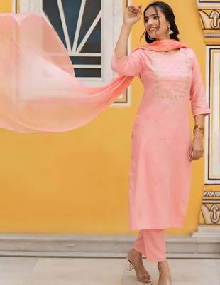 Rayon spun slub fabric embroidery work kurta set with nazmin fabric dupatta 1