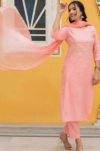 Wine lady stylish designer rayon spun slub fabric embroidery work kurta set with nazmin fabric dupatta