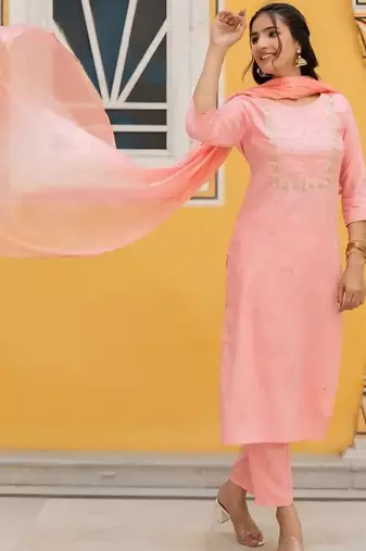 Wine lady stylish designer rayon spun slub fabric embroidery work kurta set with nazmin fabric dupatta