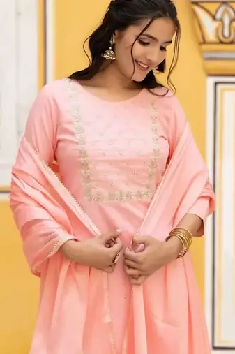 Rayon spun slub fabric embroidery work kurta set with nazmin fabric dupatta