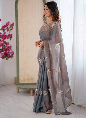 Grey mos silk with handwork butterfly design saree with unstitched blouse 4