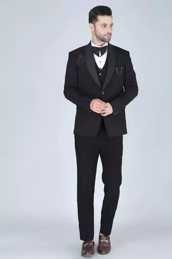 Black 5 pc designer suit with pintex detailing