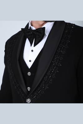 Black 5 pc embroidered designer tuxedo suit for men 5