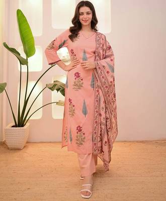 Peach Floral Printed Cotton Kurta Pant Set with Dupatta 1