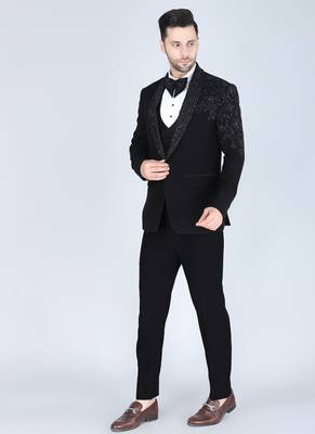 Black 5 pc embroidered designer tuxedo suit for men 2