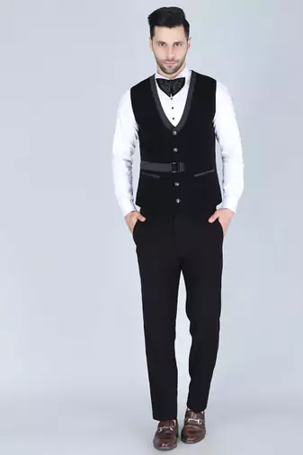 Black 5 pc embroidered designer tuxedo suit for men