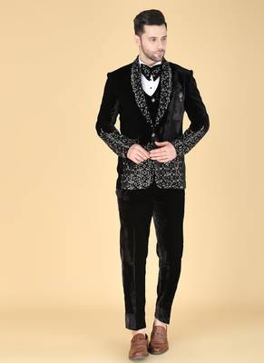 Black 5 pc embroidered designer tuxedo suit for men 1